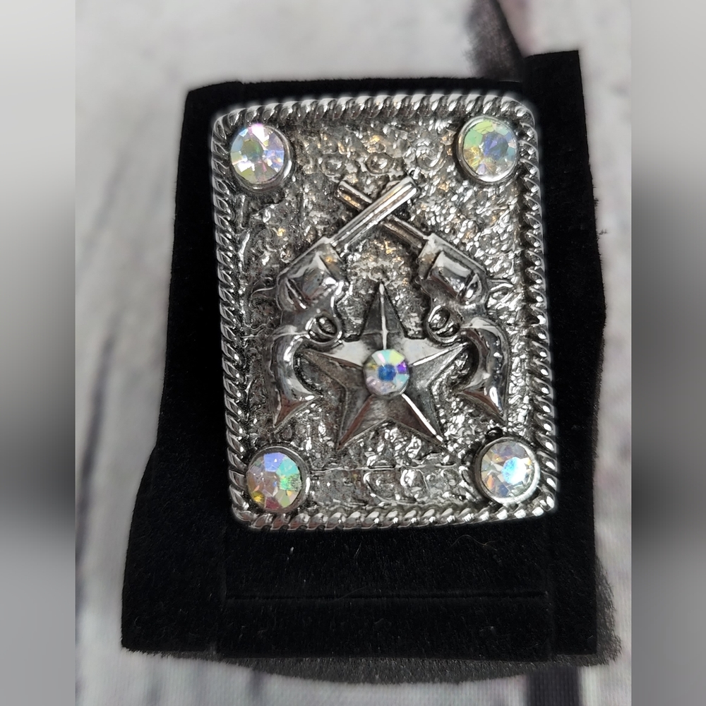 Paparazzi Ring
